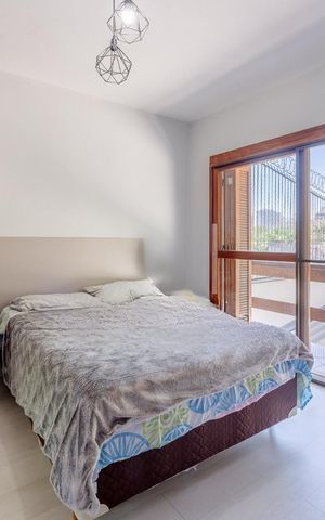 Casa à venda com 306m², 3 quartos e 3 vagas Casa à venda com 306m², 3 quartos e 3 vagasQuarto 2