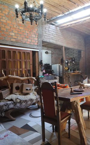 Casa à venda com 484m², 5 quartos e 3 vagasSala/casa 3