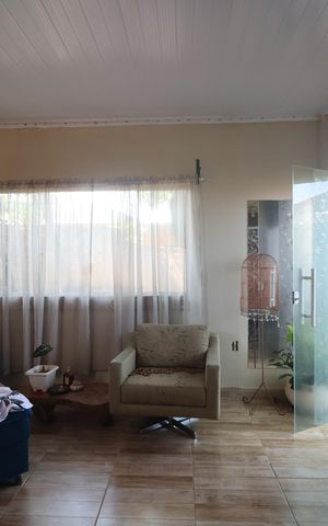 Casa à venda com 484m², 5 quartos e 3 vagasSala e cozinha/casa 2