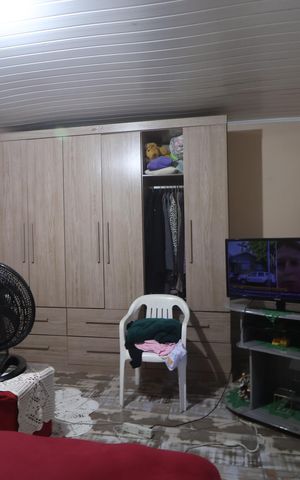 Casa à venda com 484m², 5 quartos e 3 vagasQuarto/casa 1