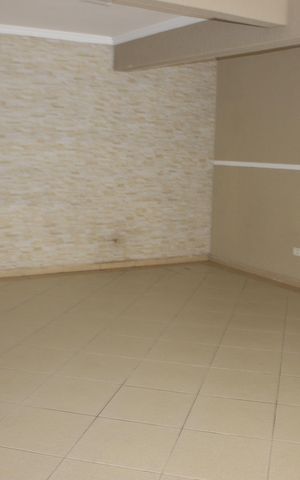 Casa à venda com 280m², 3 quartos e 3 vagasGaragem 