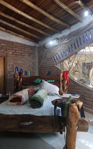 Casa à venda com 175m², 2 quartos e 3 vagasSuíte