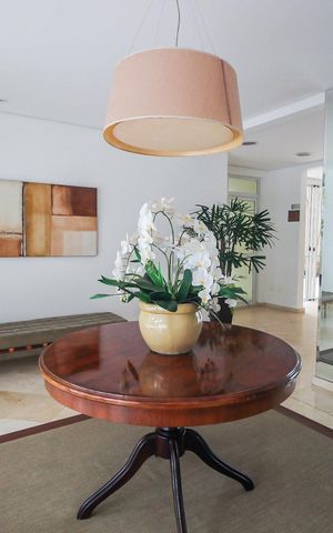 Apartamento à venda com 129m², 3 quartos e 3 vagasHall social