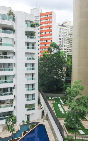 Apartamento à venda com 129m², 3 quartos e 3 vagasVista da Suíte 3