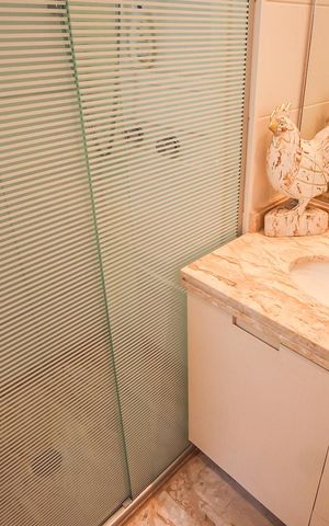 Apartamento à venda com 129m², 3 quartos e 3 vagasBanheiro da Suíte 1
