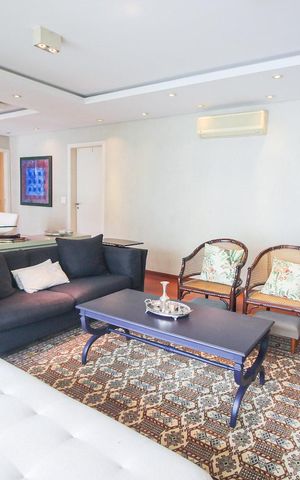 Apartamento à venda com 129m², 3 quartos e 3 vagasSala