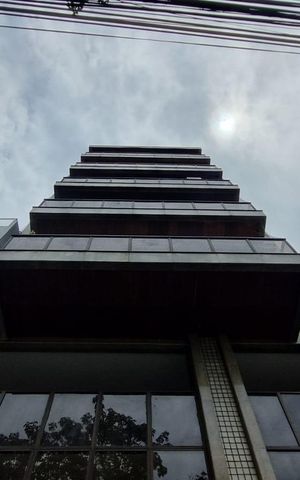 Apartamento à venda com 129m², 3 quartos e 2 vagas Apartamento à venda com 129m², 3 quartos e 2 vagasFachada
