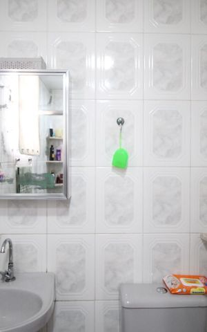 Casa à venda com 156m², 5 quartos e 4 vagasBanheiro