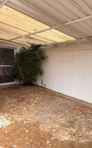 Casa para alugar com 238m², 4 quartos e 4 vagas