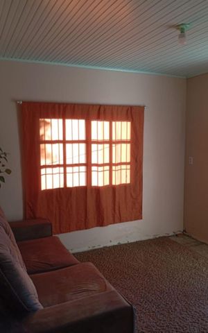 Casa à venda com 93m², 3 quartos e 1 vaga Casa à venda com 93m², 3 quartos e 1 vagaSala