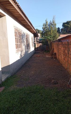 Casa à venda com 93m², 3 quartos e 1 vaga Casa à venda com 93m², 3 quartos e 1 vagaÁrea externa