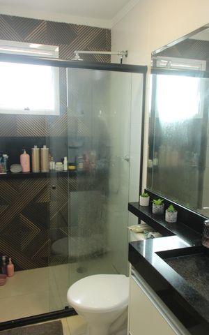 Apartamento para alugar com 84m², 2 quartos e 2 vagasBanheiro da Suíte