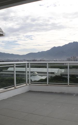 Apartamento à venda com 83m², 2 quartos e 2 vagasVaranda gourmet