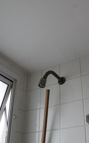 Apartamento à venda com 83m², 2 quartos e 2 vagasBanheiro de serviço