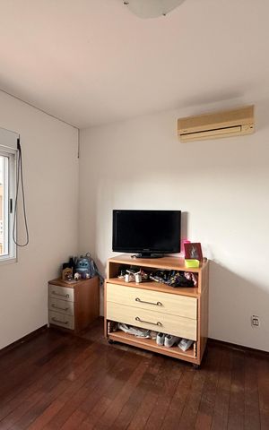 Casa à venda com 500m², 4 quartos e 4 vagasSuíte 2