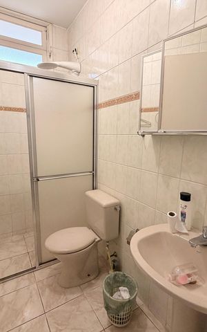 Casa à venda com 500m², 4 quartos e 4 vagasBanheiro Social - Edícula