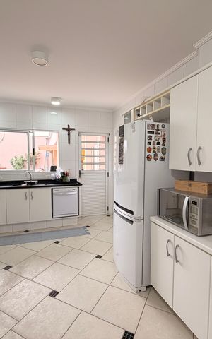 Casa à venda com 500m², 4 quartos e 4 vagasCozinha