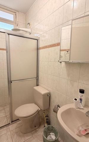 Casa à venda com 500m², 4 quartos e 4 vagasBanheiro Social - Edícula