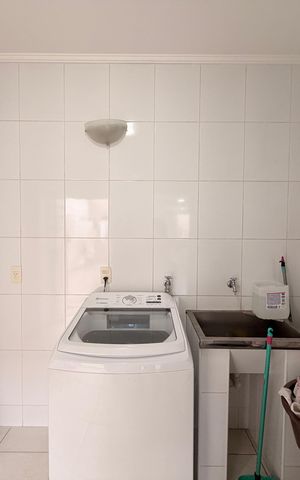 Casa à venda com 500m², 4 quartos e 4 vagasÁrea de Serviço