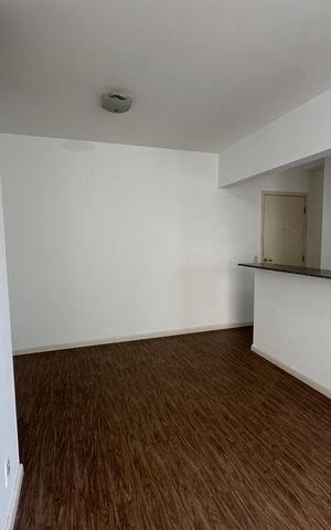 Apartamento à venda com 57m², 2 quartos e 1 vaga Apartamento à venda com 57m², 2 quartos e 1 vagaSala