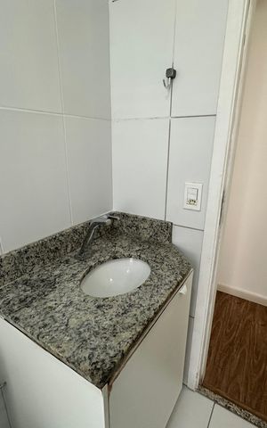 Apartamento à venda com 57m², 2 quartos e 1 vaga Apartamento à venda com 57m², 2 quartos e 1 vagaBanheiro
