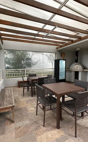 Apartamento à venda com 57m², 2 quartos e 1 vaga Apartamento à venda com 57m², 2 quartos e 1 vagaÁrea comum - Churrasqueira