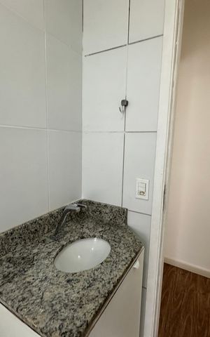 Apartamento à venda com 57m², 2 quartos e 1 vaga Apartamento à venda com 57m², 2 quartos e 1 vagaBanheiro