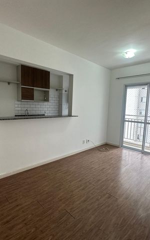 Apartamento à venda com 57m², 2 quartos e 1 vaga Apartamento à venda com 57m², 2 quartos e 1 vagaSala