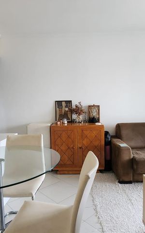 Apartamento à venda com 50m², 2 quartos e 1 vaga Apartamento à venda com 50m², 2 quartos e 1 vagaSala