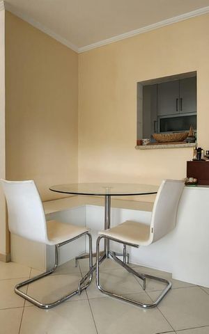 Apartamento à venda com 50m², 2 quartos e 1 vaga Apartamento à venda com 50m², 2 quartos e 1 vagaSala