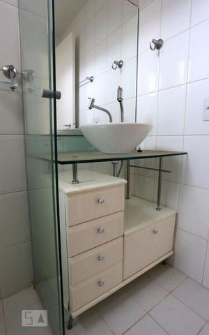 Apartamento à venda com 50m², 2 quartos e 1 vaga Apartamento à venda com 50m², 2 quartos e 1 vagaBanheiro