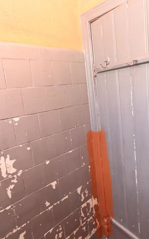 Casa à venda com 80m², 2 quartos e 2 vagasBanheiro 
