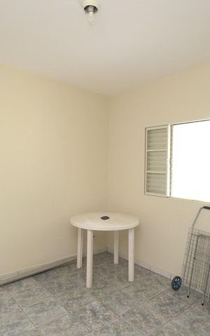 Casa à venda com 190m², 3 quartos e 3 vagas Casa à venda com 190m², 3 quartos e 3 vagasQuarto - Casa 2