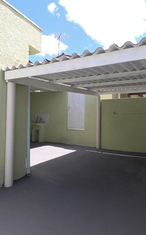 Casa à venda com 190m², 3 quartos e 3 vagas Casa à venda com 190m², 3 quartos e 3 vagasGaragem - Casa 2