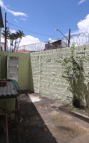 Casa à venda com 190m², 3 quartos e 3 vagas Casa à venda com 190m², 3 quartos e 3 vagasJardim - Casa 2