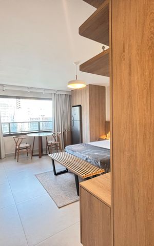 Studio à venda com 28m², 1 quarto e sem vaga Studio à venda com 28m², 1 quarto e sem vagaStudio