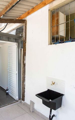 Casa para alugar com 44m², 1 quarto e 1 vagaÁrea de Serviço