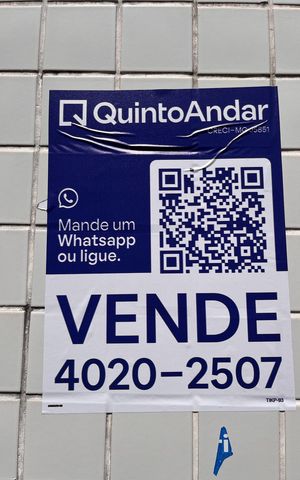 Apartamento à venda com 150m², 3 quartos e 2 vagas Apartamento à venda com 150m², 3 quartos e 2 vagasPLAQUINHA