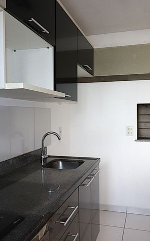 Apartamento para alugar com 75m², 3 quartos e 2 vagasCozinha - Armários