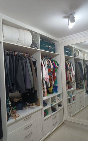 Casa à venda com 650m², 3 quartos e 3 vagas
