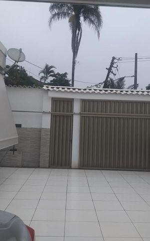 Casa à venda com 650m², 3 quartos e 3 vagas
