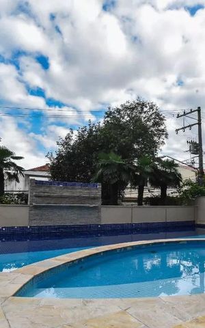 Apartamento para alugar com 260m², 4 quartos e 4 vagas Apartamento para alugar com 260m², 4 quartos e 4 vagasÁrea comum - Piscina