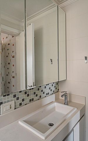 Apartamento para alugar com 260m², 4 quartos e 4 vagas Apartamento para alugar com 260m², 4 quartos e 4 vagasBanheiro da Suíte