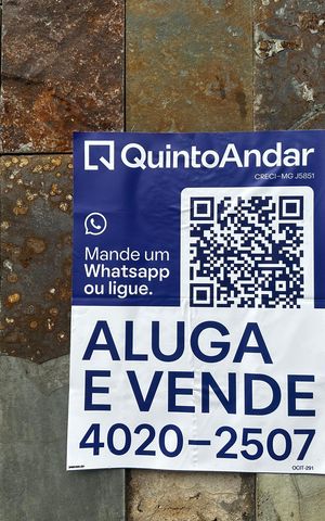 Casa à venda com 360m², 4 quartos e 6 vagasPlaca
