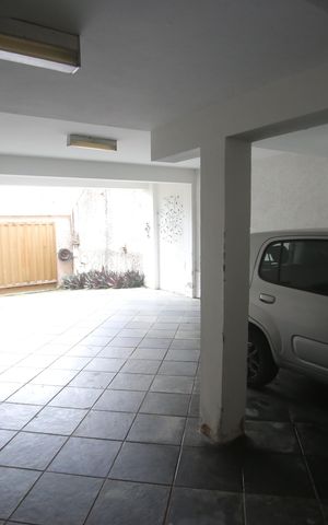 Casa à venda com 360m², 4 quartos e 6 vagasArea comum