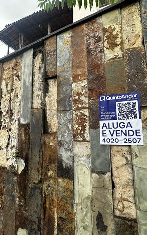 Casa à venda com 360m², 4 quartos e 6 vagasPlaca