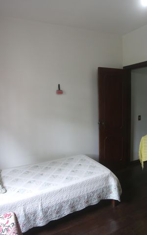 Casa à venda com 360m², 4 quartos e 6 vagasQuarto