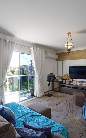 Casa para alugar com 359m², 5 quartos e 6 vagasSala