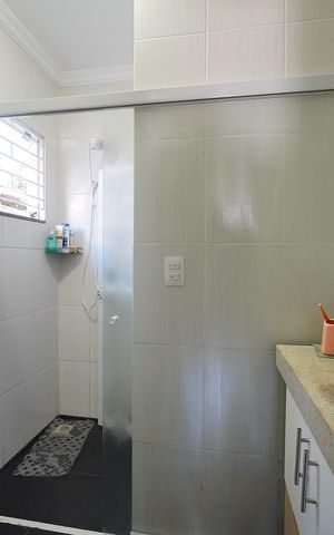 Casa para alugar com 359m², 5 quartos e 6 vagasBanheiro da Suíte 2