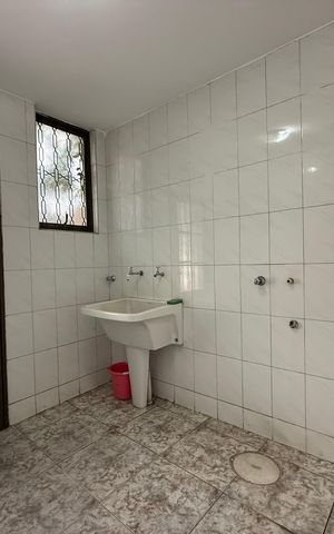 Casa à venda com 197m², 3 quartos e 2 vagas